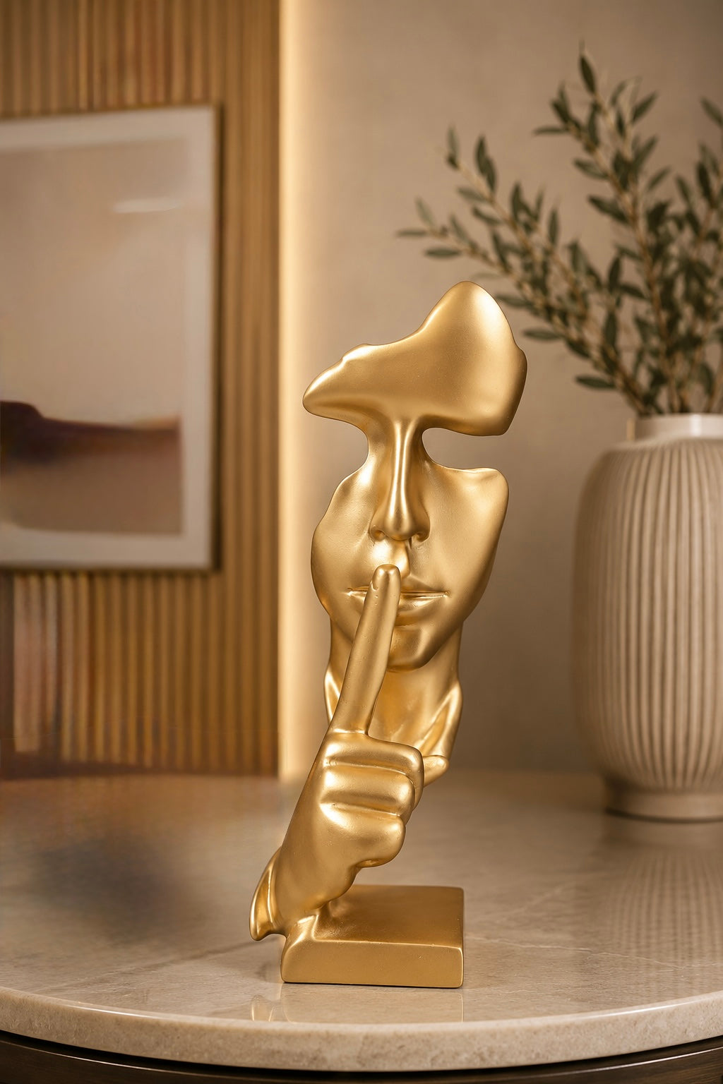 Modern Luxury Golden Face Art – Elegant Home & Office Décor
